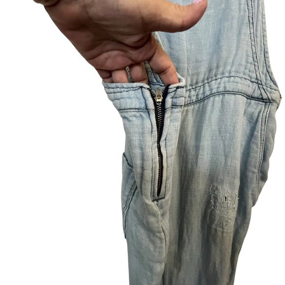 Free People Distressed Linen
Bib Overalls Chambray Cropped Boho Relaxed Fit SZ S - Picture 9 of 15